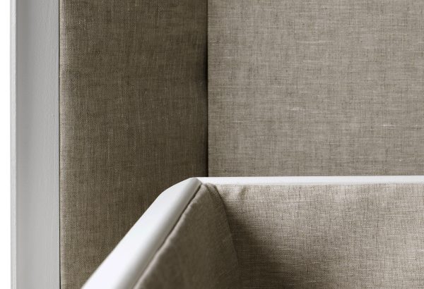 Saga, kista, detaljer